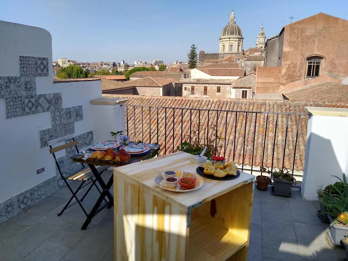 Bed, Book & Breakfast Landolina Bed and Breakfast Catania