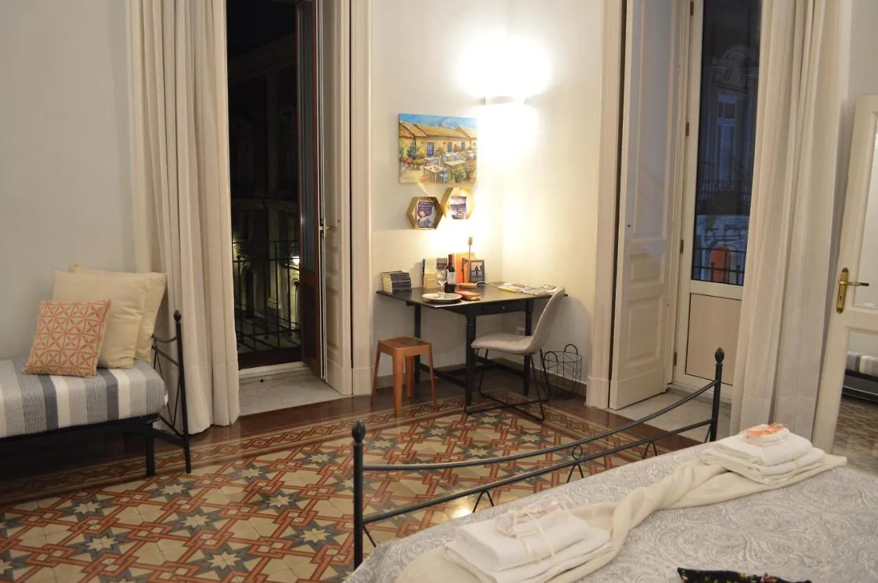 Bed, Book & Breakfast Landolina Bed and Breakfast Catania