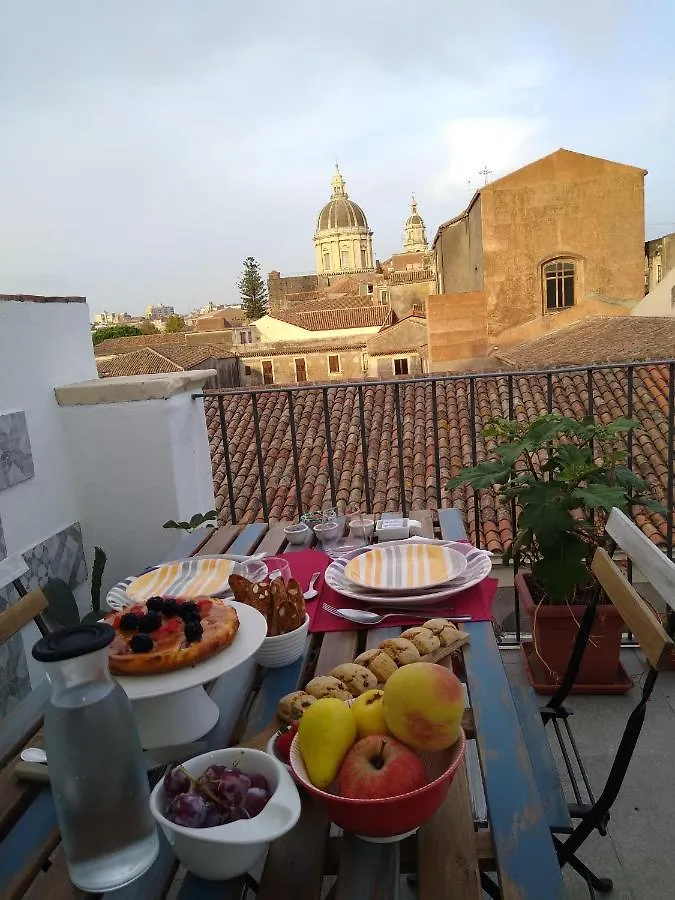 Bed, Book & Breakfast Landolina Bed and Breakfast Catania Italia