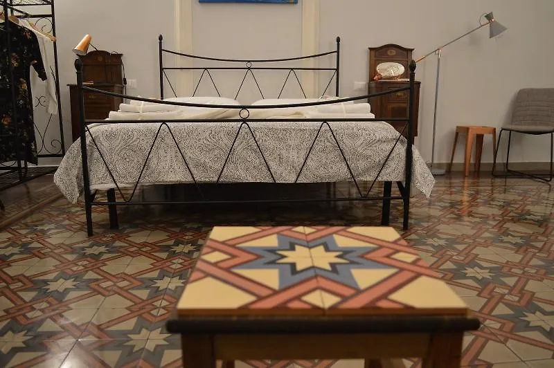 مبيت وإفطار كاتانيا Bed, Book & Breakfast Landolina فندق مبيت وإفطار