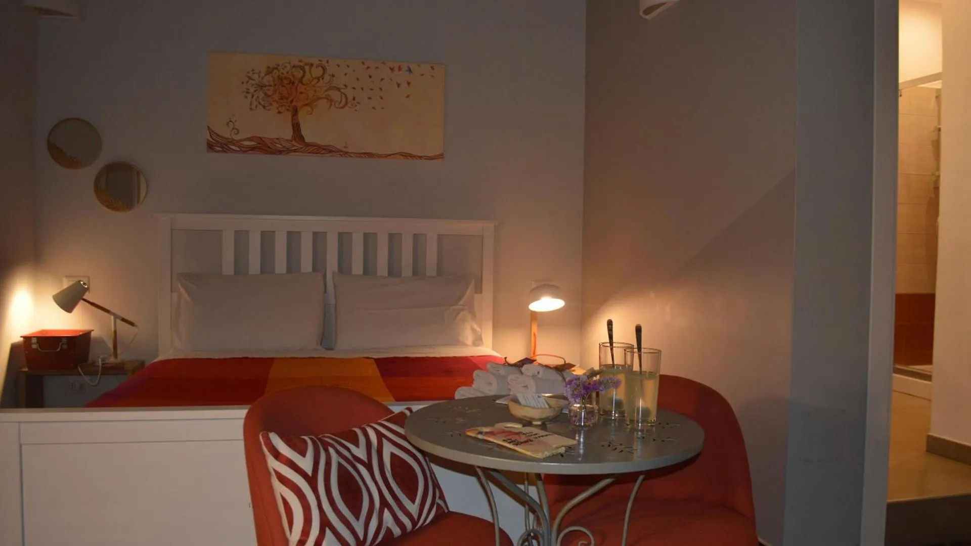 مبيت وإفطار كاتانيا Bed, Book & Breakfast Landolina 3*,  إيطاليا